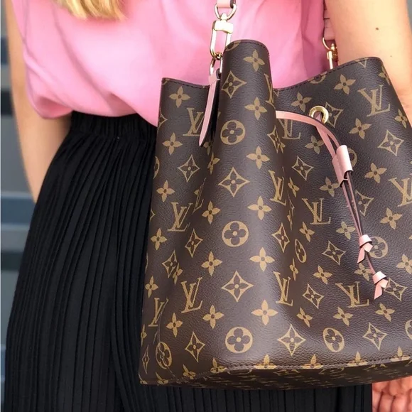 ❌SOLD❌Authentic Louis Vuitton Monogram NÉONOÉ - Picture 3 of 16